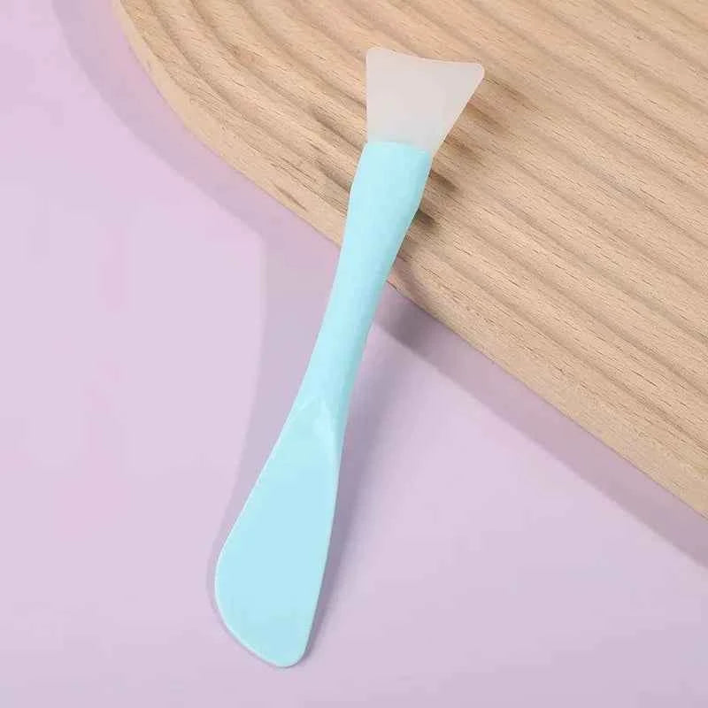 Silicone Mask Applicator Brush: Transform Your Skincare Routine