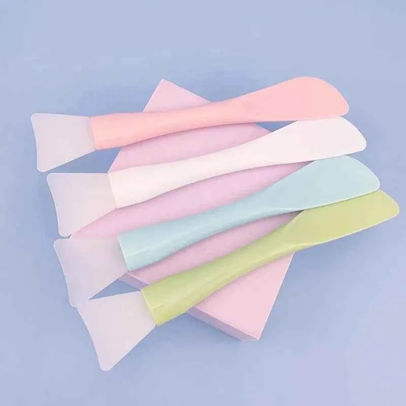 Silicone Mask Applicator Brush: Transform Your Skincare Routine